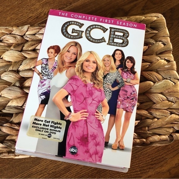GCB The complete first season DVD set - Picture 1 of 2